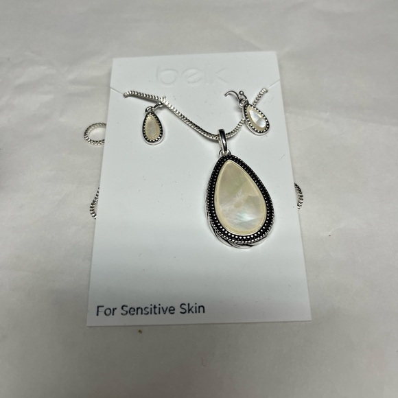 Belk Elegant Silver and White Jewelry Set - Picture 5 of 5